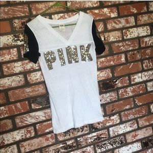 VS Pink V-Neck shirt